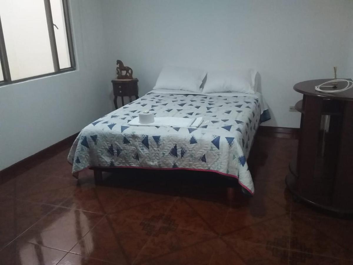 Habitacion Con Bano Privado Cerca Al Aeropuerto โบโกตา ภายนอก รูปภาพ